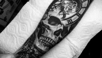 Tatuagens de caveiras: A vida e a morte estampados na pele! image 0